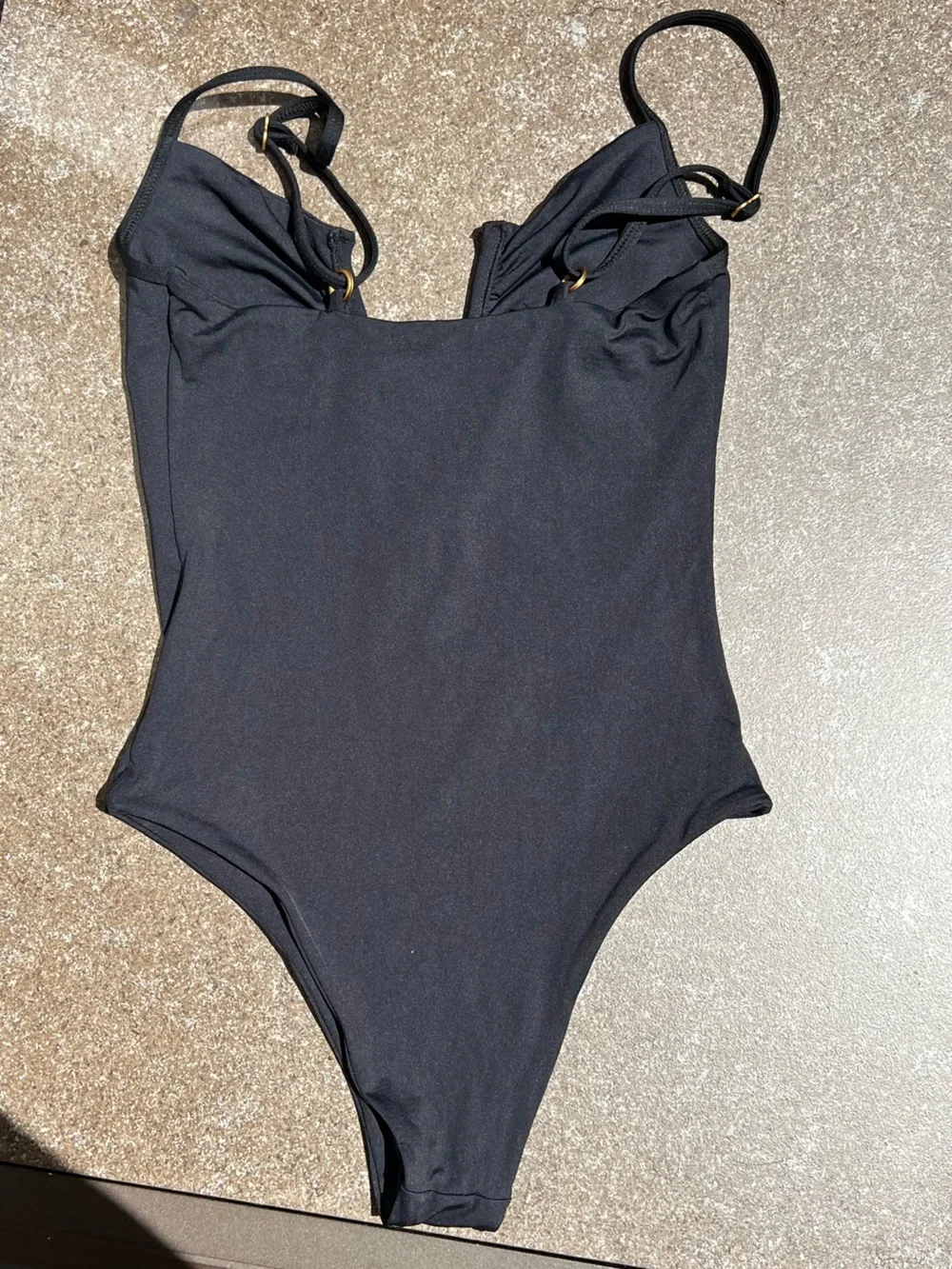 🌻NWOT L*Space Roxanne One Piece Swimsuit Black Plunge V Wire Swimwear Size XS